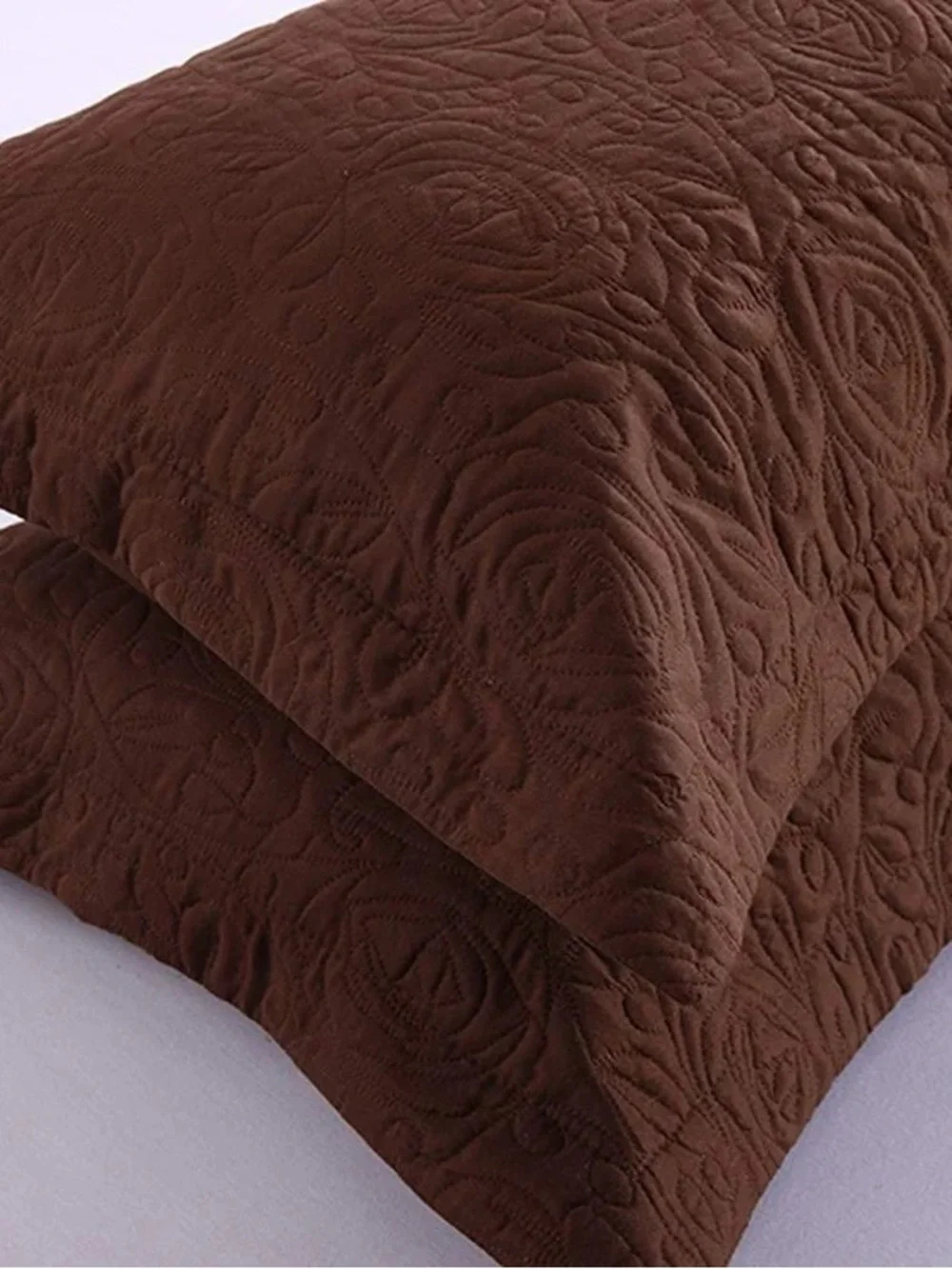 Quilted Pillow Sham Pair in Chocolate Brown